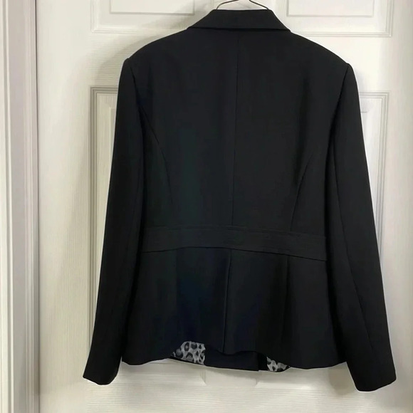 Liz Claiborne suit jacket - Picture 4 of 5
